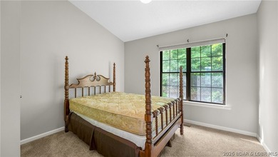 Opportunity to have a 6 bedroom condo is RARE! 6 bedrooms & 3 - photo 29