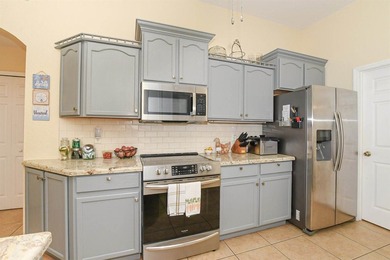 Beautiful 3BR/2BA/2CG pool home near Tradition with major - photo 32