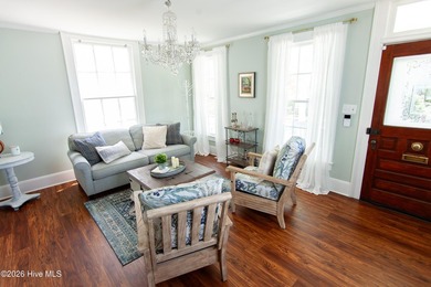 Historic Charm and Downtown New Bern Living! Historic home built - photo 5