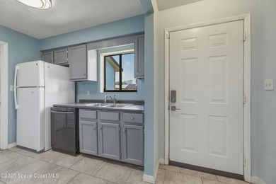 Great opportunity in Titusville! This 3 bedroom, 1.5 bath home - photo 4