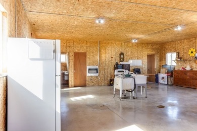 Welcome to your haven on 35.53 acres of fully fenced horse - photo 18