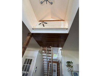 Enjoy low-maintenance living just steps from Historic Oakwood - photo 20