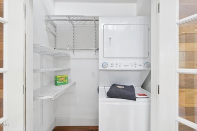 Enjoy low-maintenance living just steps from Historic Oakwood - photo 26