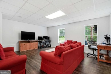 Welcome to Hampton Golf Village, one of North Forsyth's premier - photo 27