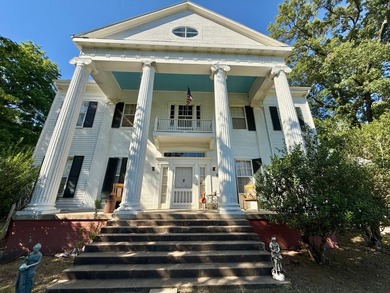 *Secluseval Plantation* a 4,000+/- sq. ft. antebellum home built - photo 1
