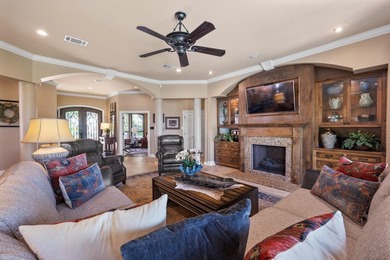 Positioned along the shores of Lake Travis, 107 Edgewater Cove - photo 4