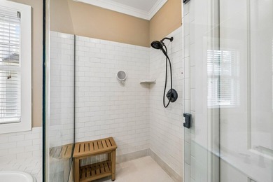 Welcome to an exceptional opportunity to own a beautifully - photo 15