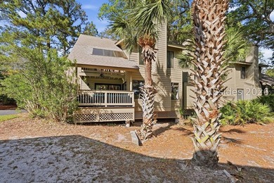 Well-appointed 3-bedroom, 3-bath Fazio Villa located within - photo 31