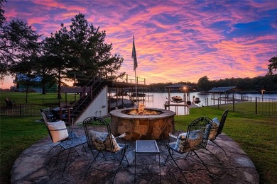 Seller has assumable 2.875 percent mortgage! This stunning - photo 3