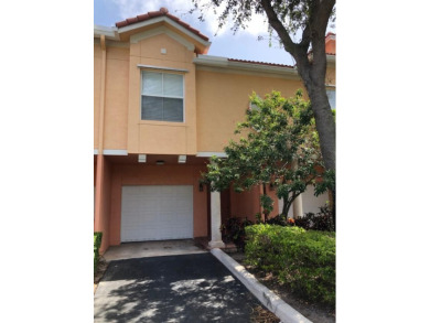 Lake Townhome/Townhouse For Sale in Delray Beach, Florida