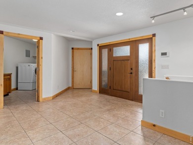 Back on the market with key improvements completed, this 5,000+ - photo 16