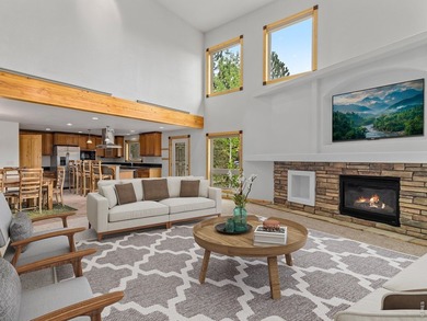 Back on the market with key improvements completed, this 5,000+ - photo 21