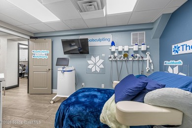 Turnkey +/-2,800 SF medical office condo in the well-maintained - photo 31