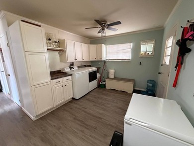 Disregard listing price. Property will be sold at auction - photo 9