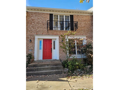 (private lake, pond, creek) Condo For Sale in Chesterfield Missouri