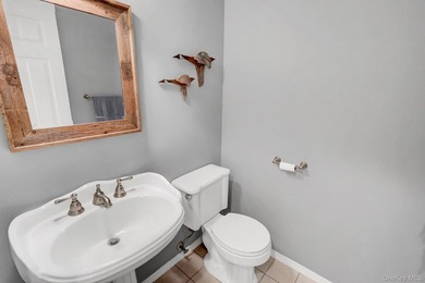 Welcome to 16 Maplewood Drive, Northport - privately set on a - photo 16