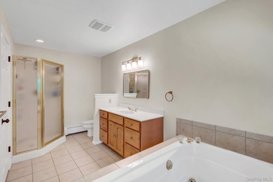 Welcome to 16 Maplewood Drive, Northport - privately set on a - photo 19