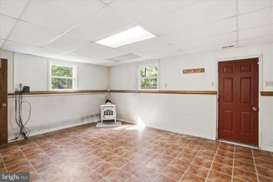 This property has the feel buyers are hoping to find when they - photo 21