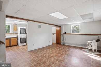 This property has the feel buyers are hoping to find when they - photo 23