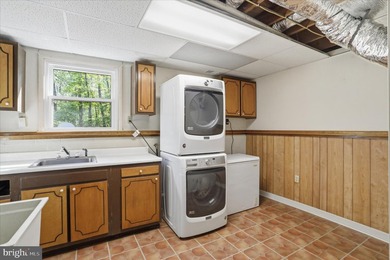 This property has the feel buyers are hoping to find when they - photo 24