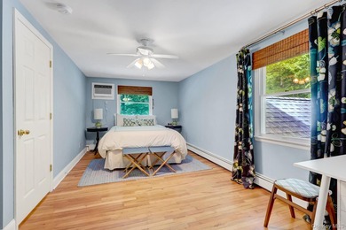 Welcome to 16 Maplewood Drive, Northport - privately set on a - photo 25