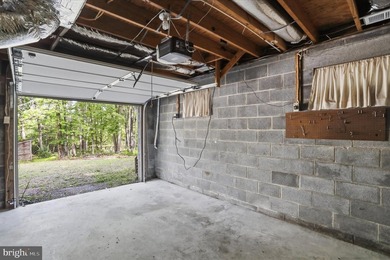 This property has the feel buyers are hoping to find when they - photo 30