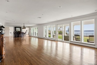 Rising along one of the most prestigious stretches of shoreline - photo 9