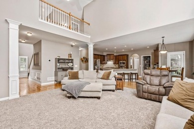 Welcome to this beautifully updated and meticulously maintained - photo 8
