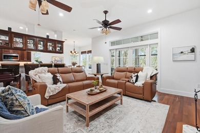 WATERFRONT - DEEP WATER BOAT DOCK - NO HOA - DOLPHINS Discover