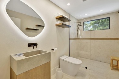 Welcome to an extraordinary residence that seamlessly blends - photo 18