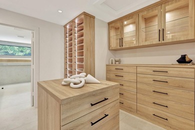 Welcome to an extraordinary residence that seamlessly blends - photo 23