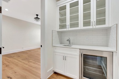 GRAND NEW! This beautiful estate has it all. Features an amazing - photo 30
