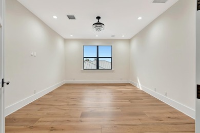 GRAND NEW! This beautiful estate has it all. Features an amazing - photo 31