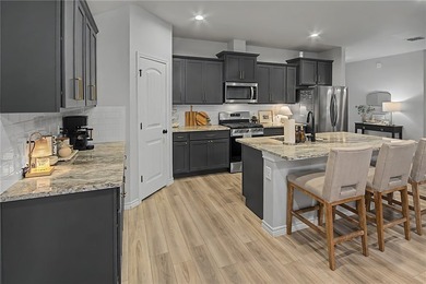 Welcome to this beautifully maintained one-story home in the - photo 6