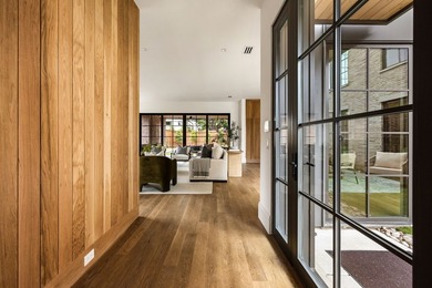 Architecturally striking new construction in the heart of - photo 4