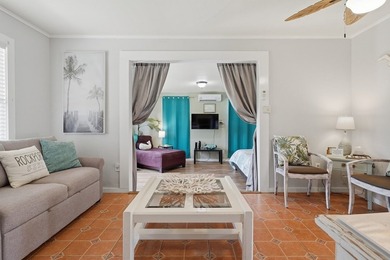 Welcome to this charming turn-key short-term rental, freshly - photo 8