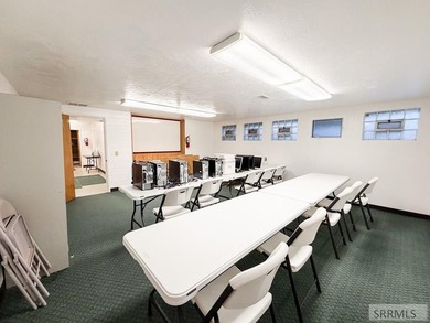 Exceptional commercial opportunity at 890 Oxford Drive in Idaho - photo 19