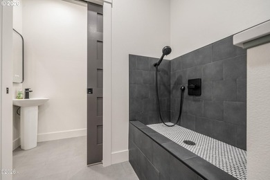 1025 NE 7TH Dr - photo 25