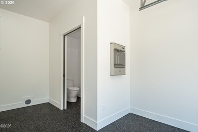 1025 NE 7TH Dr - photo 27