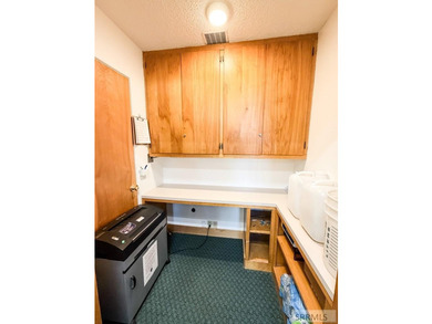Exceptional commercial opportunity at 890 Oxford Drive in Idaho - photo 27