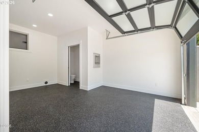 1025 NE 7TH Dr - photo 28