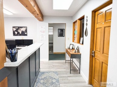 Exceptional commercial opportunity at 890 Oxford Drive in Idaho - photo 37