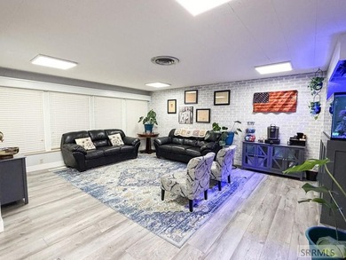 Exceptional commercial opportunity at 890 Oxford Drive in Idaho - photo 40