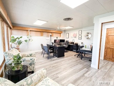 Exceptional commercial opportunity at 890 Oxford Drive in Idaho - photo 45