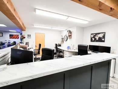 Exceptional commercial opportunity at 890 Oxford Drive in Idaho - photo 46