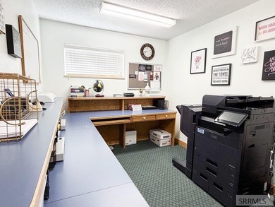Exceptional commercial opportunity at 890 Oxford Drive in Idaho - photo 49