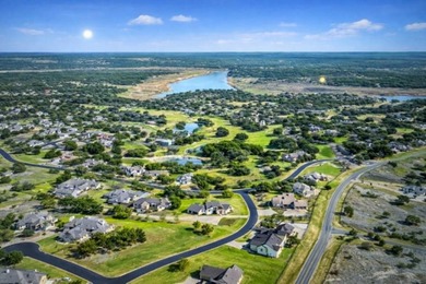 Beautiful homesite in Barton Creek Lakeside. A level building - photo 1