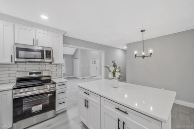 Welcome to 3 Cozine Road South in Center Moriches! Completely - photo 13