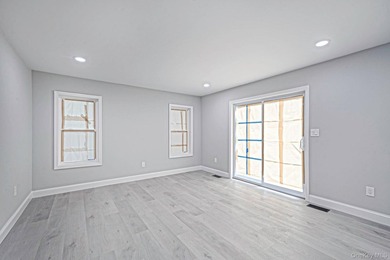 Welcome to 3 Cozine Road South in Center Moriches! Completely - photo 15