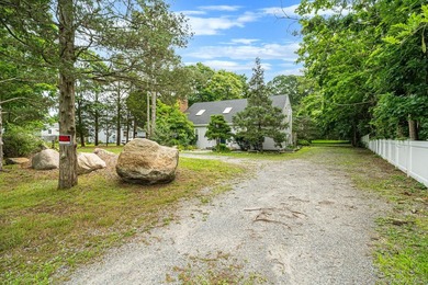 Welcome to 3 Cozine Road South in Center Moriches! Completely - photo 30